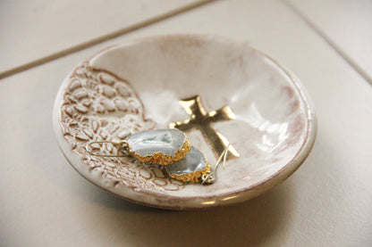 Cross Ring Dish