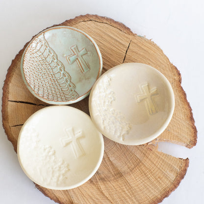 Cross Ring Dish Without Gold